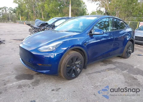 2024 Tesla Model Y Long Range Dual Motor All-Wheel Drive/Rwd from USA, damaged, VIN 7SAYGDED5RF015208